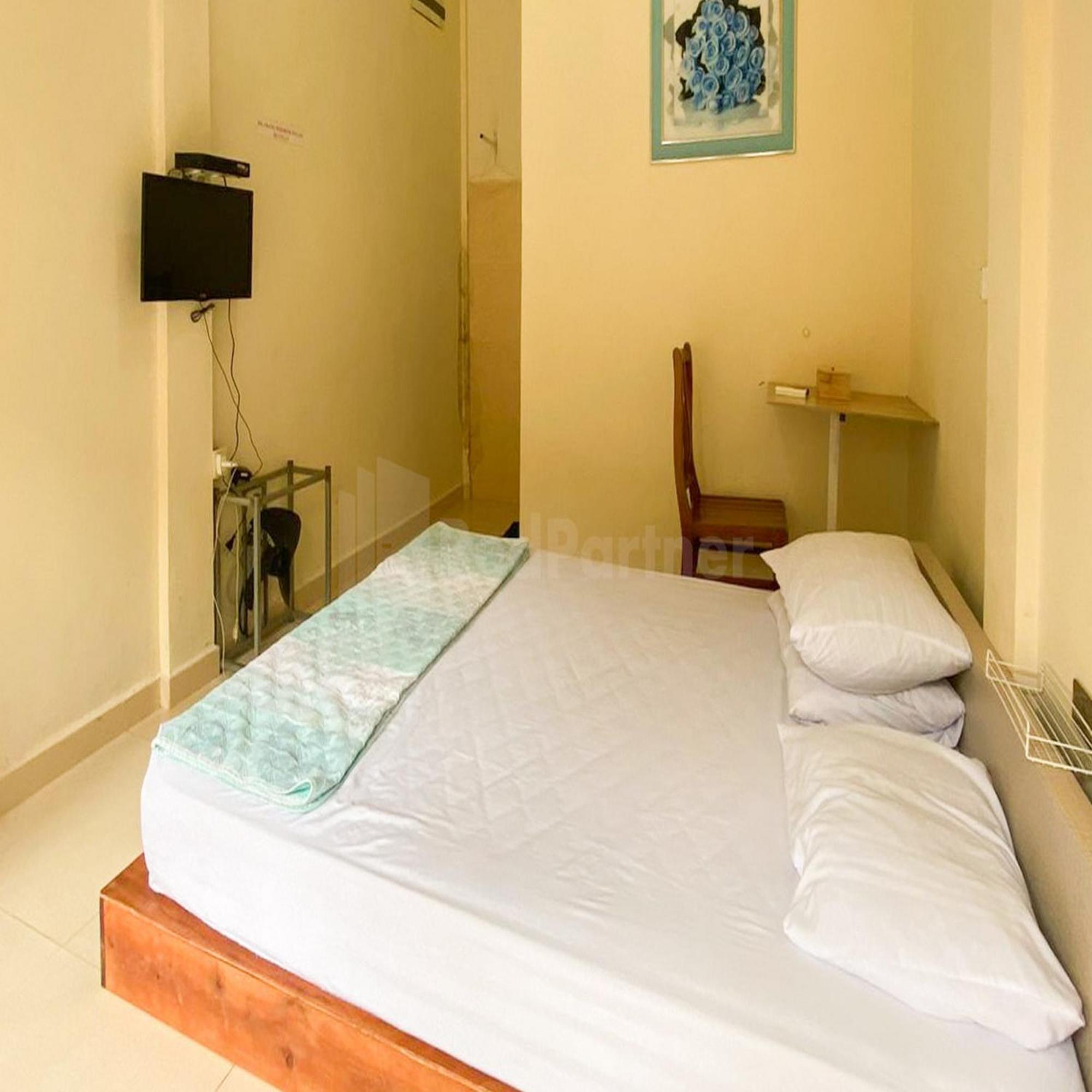 Wisma Pinggir Mitra Reddoorz Tanjung Pinang Ngoại thất bức ảnh