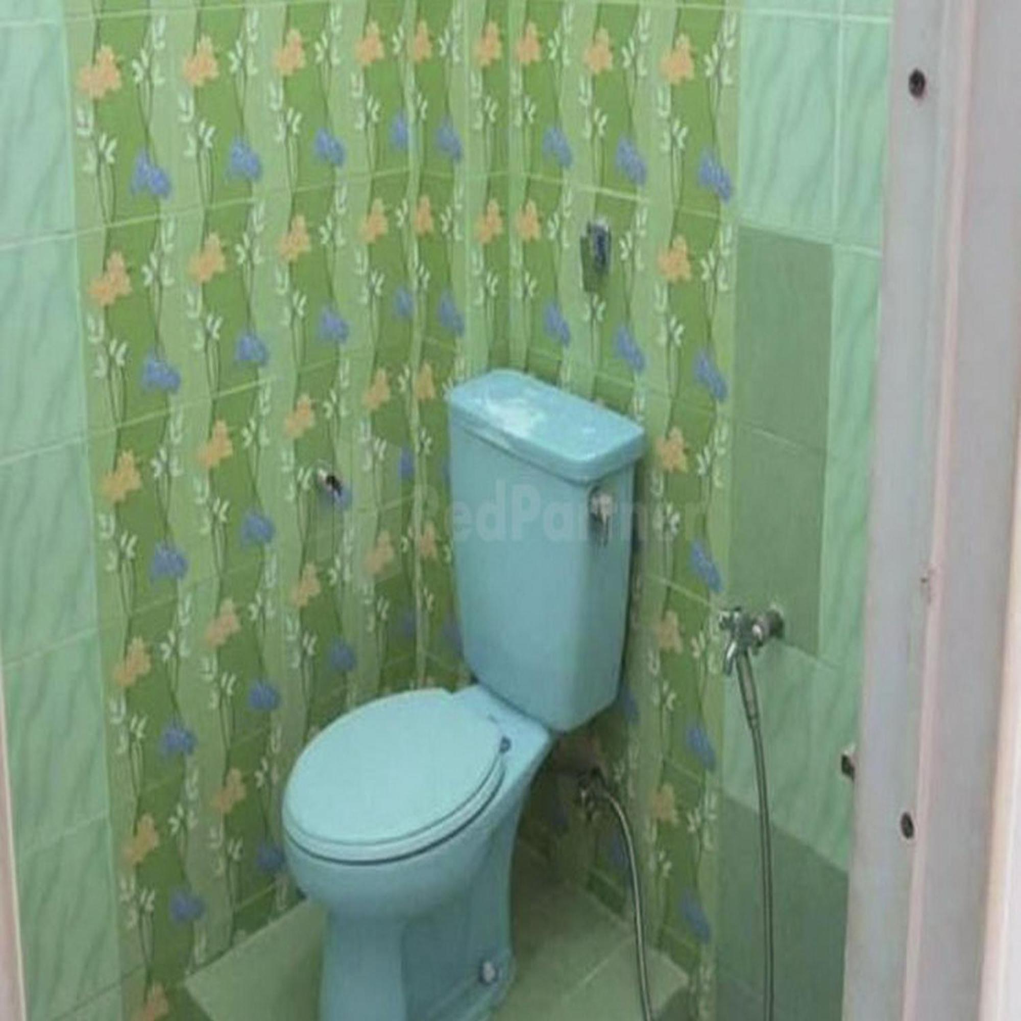 Wisma Pinggir Mitra Reddoorz Tanjung Pinang Ngoại thất bức ảnh
